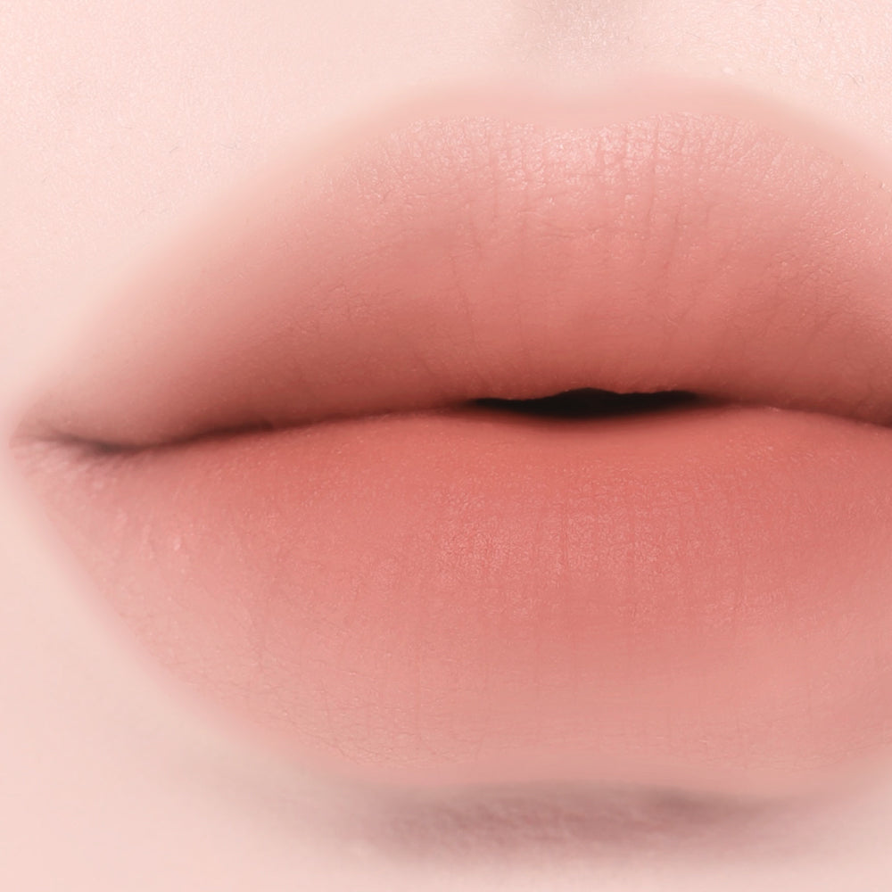 Blurring Lip Veil