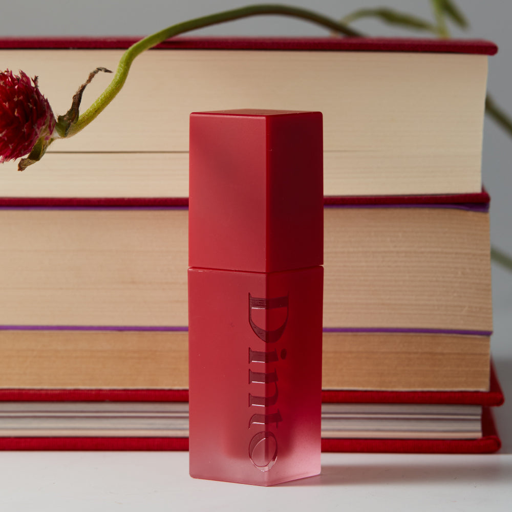 Blurring Lip Veil