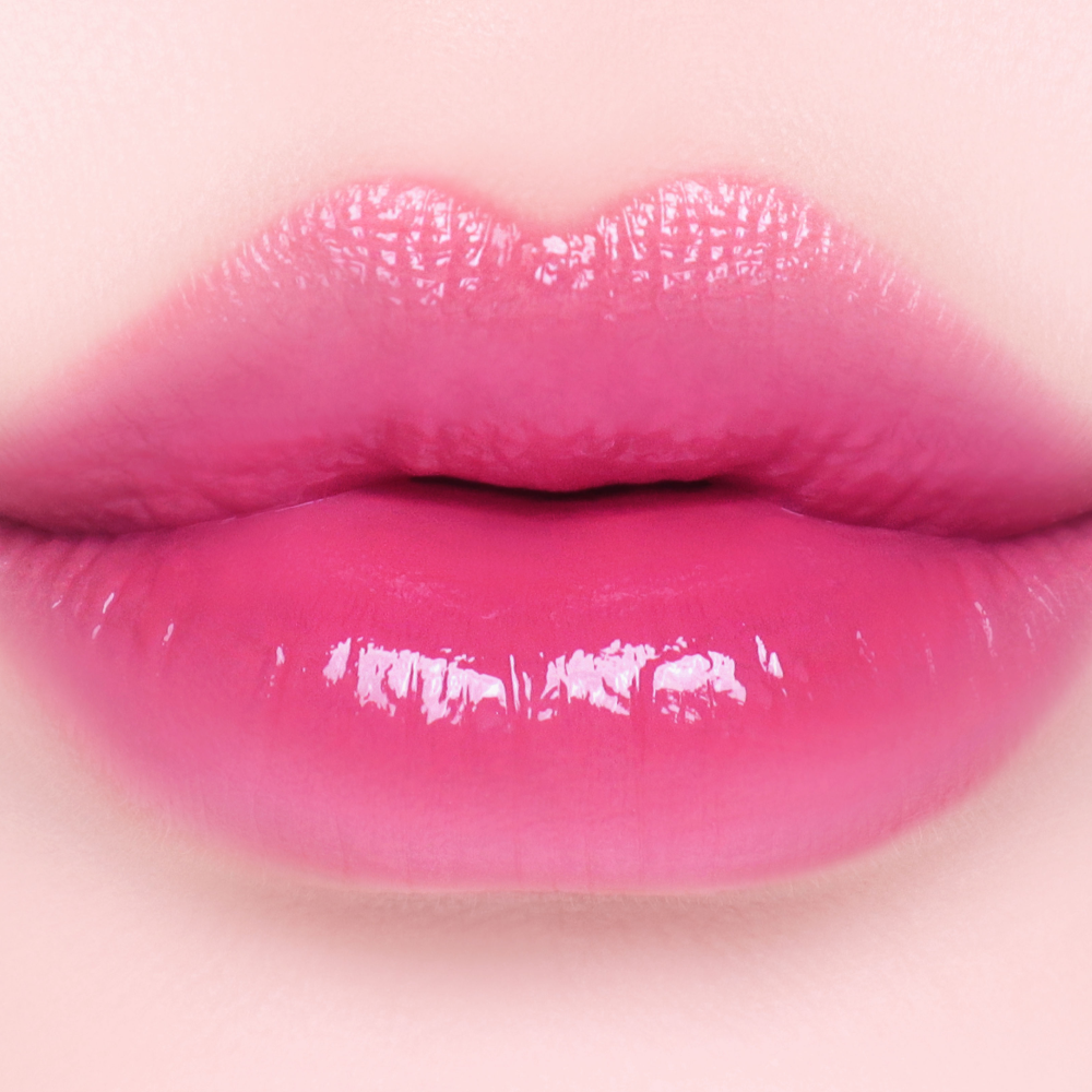 Glowing Time to Kiss & Blush